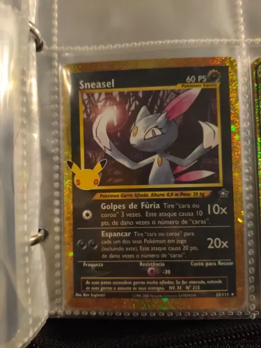 Cartas Pokémon 30 anos sneasel e buzzwole go NM