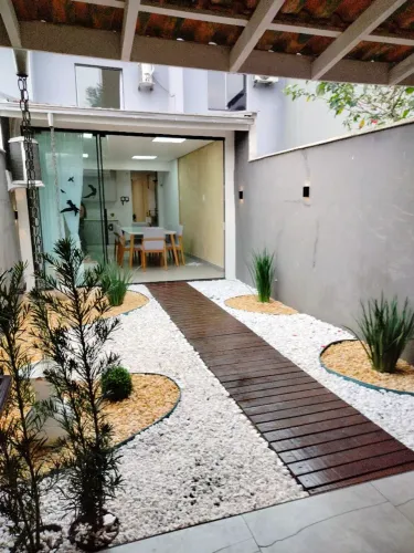 Germinado Mobiliado 3 Quartos, 2 Vagas Saguaçú 
