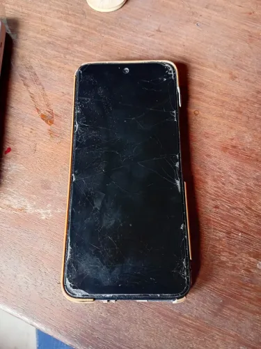 Celulares para retirada de peça