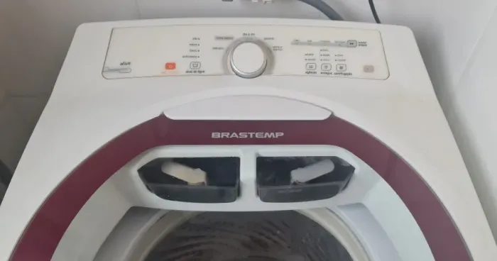 LAVADORA BRASTEMP ATIVE 11KG - USADA E MUITO BEM CONSERVADA