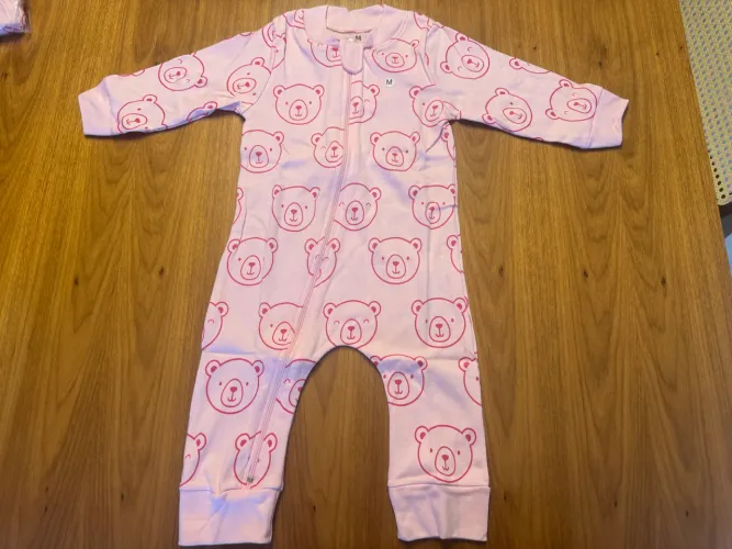 Macacão infantil M 3,4,5,6 meses