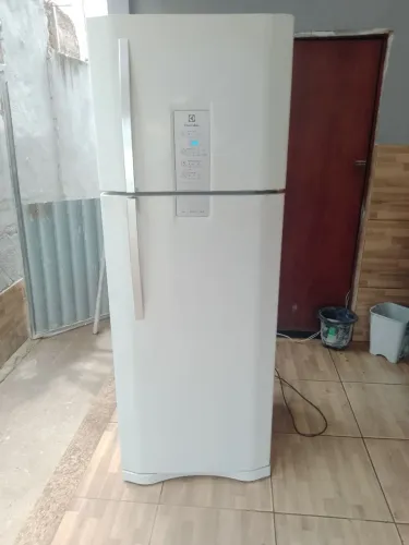 Geladeira Electrolux Frost Free 