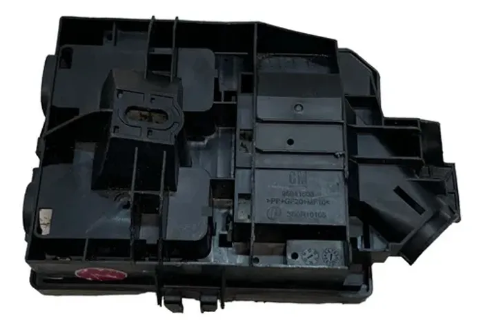 Base Caixa Fusíveis Gm Onix Prisma 2013 A 2019