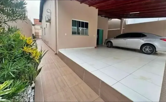 VENDE-SE CASA CANUDOS