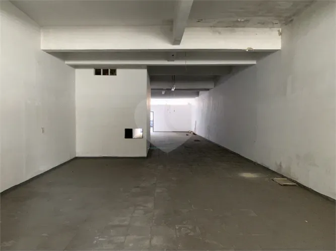 Prédio inteiro à venda em Mirandópolis - SP