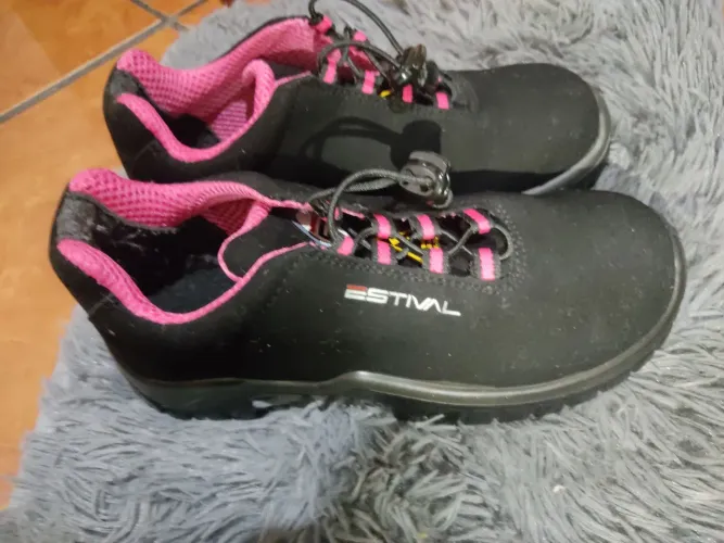 Bota de eletricista feminina
