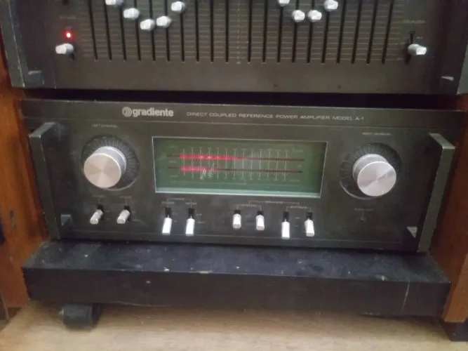Amplificador Gradiente A-1.