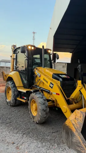 Retroescavadeira CAT 416 4x4 2022