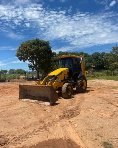 RETROESCAVADEIRA JCB - AUMENTE SUA FROTA 