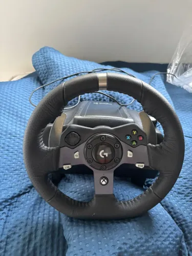 Volante Logitech G920 USADO POUQUISSIMAS VEZES