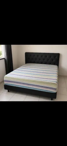 Vende cama de casal padrão