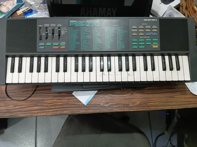 Órgão teclado Yamaha