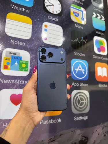 iPhone 17 PRO MAX - seminovo com bateria 100% 256GB 