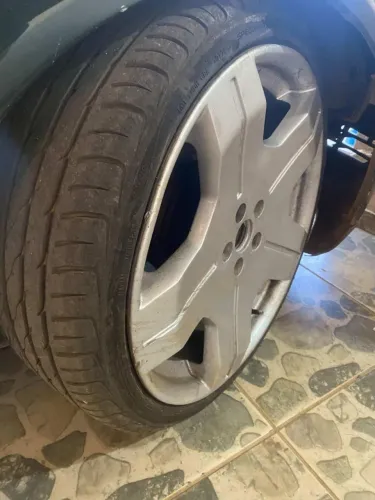 Roda 20 Mercedes peneu novo 