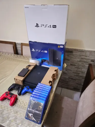 PS4 PRO à venda - estado de novo! 