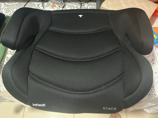 Assento infantil para carro - novo
