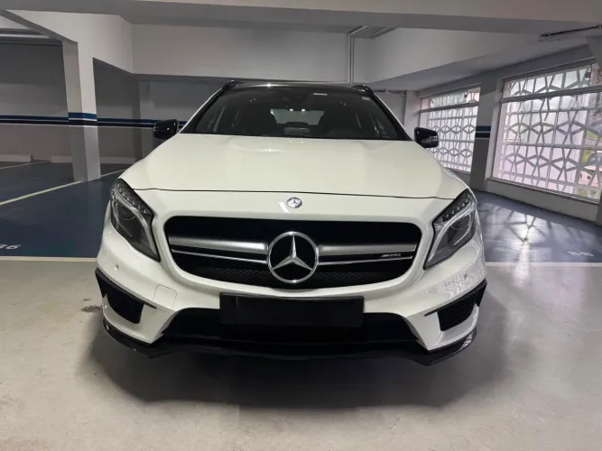 Mercedes-Benz GLA 45 AMG 4matic 2.0 Turbo Aut. 2017