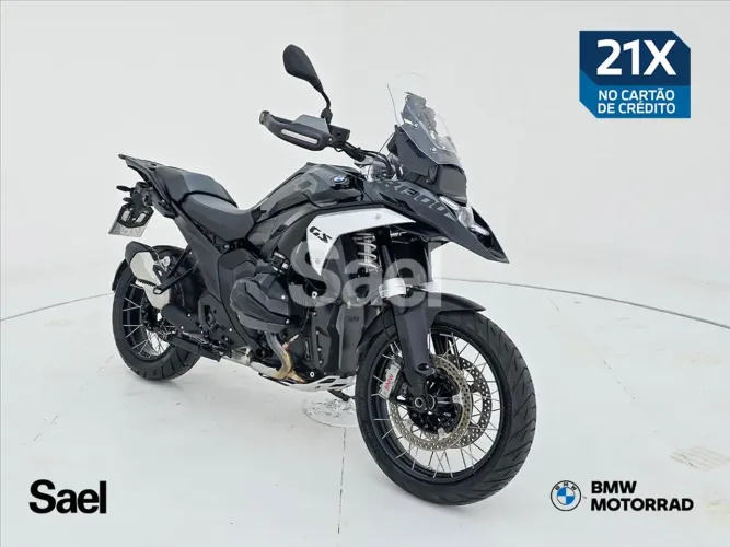 BMW R 1300 GS TRIPLE BLACK