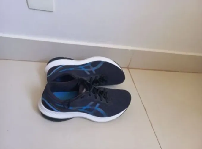 Tenis de corrida asics 