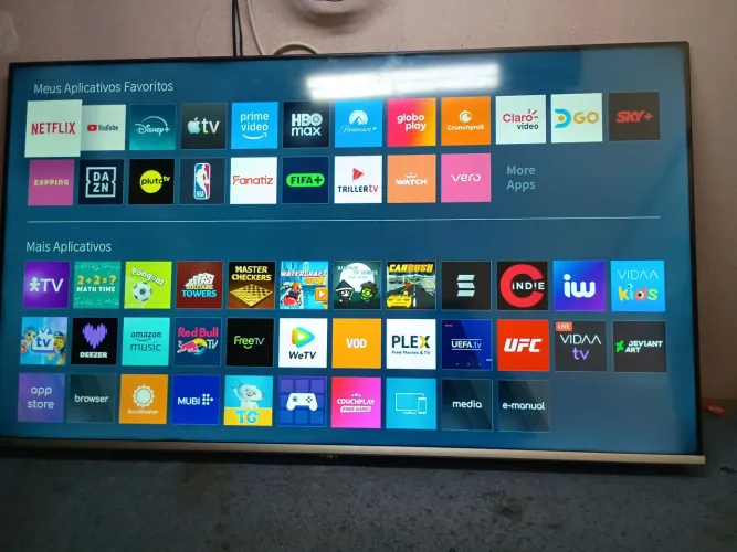 Tv Toshiba smart 50" borda infinita