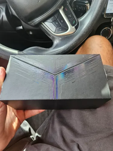 Legion Phone Duel Vengeance red 256gb Lenovo l79031 (COM DEFEITO)