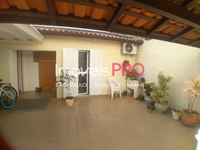 Sobrado Vila Olímpia, quatro dormitórios, duas suítes, três vagas!!!!