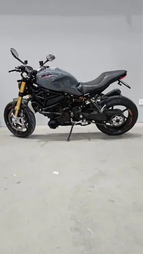Ducati Monster S 1200CC