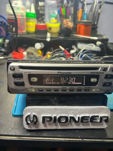 Pioneer Deh-1770 old School 