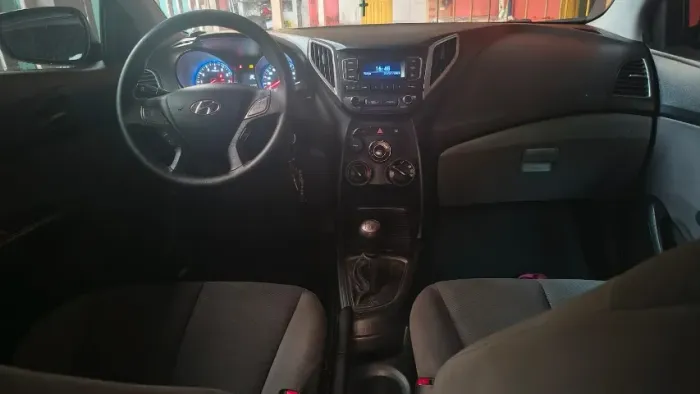 Hyundai HB20S C.plus/c.style1.0 Flex 12V Mec. 4P 2019
