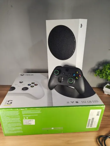 X box Series S 512Gb (Caixa, controle original, base de carregamento)