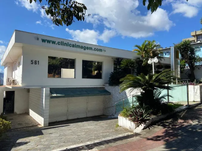 Casa Comercial a Venda e Locação na Raja Gabalhia - Gutierrez - Bh - Mg