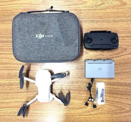 DRONE DJI MINI SE - PEGO VIDEO GAMES