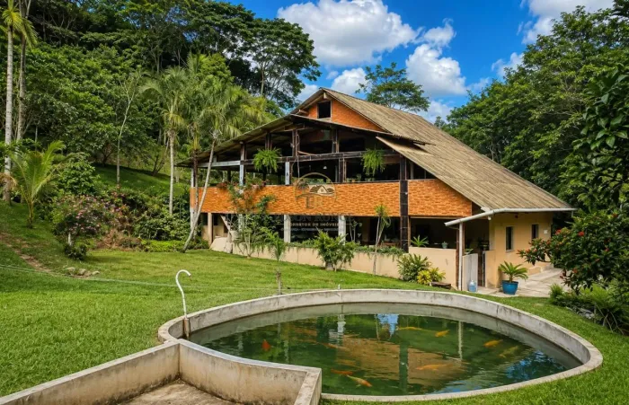 Sítio de 4 Hectares com 2 Casas e Escritura em Caramuru Santa Maria de Jetibá/ES