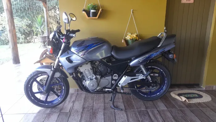 Barbada!!! Linda  CB 500 , VALOR 16 MIL REAIS