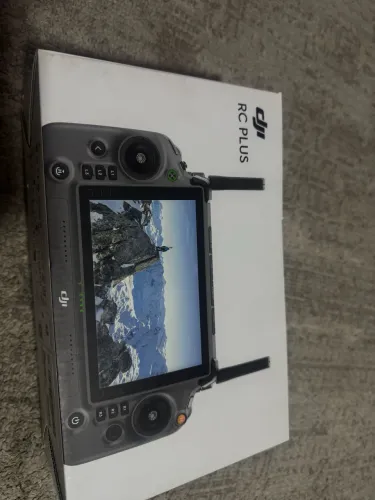 DJI RC Plus - Novo na Caixa