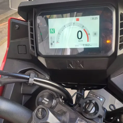 NX 500cc vermelha 2026,/2026