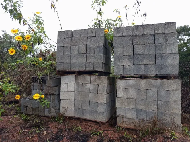 350 Blocos de concreto 19x19x39. Em Piedade