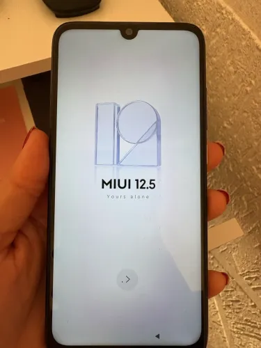 Vendo celular XIAOMI