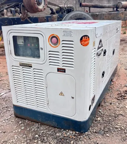 Vendo Gerador Toyama 25 KVA