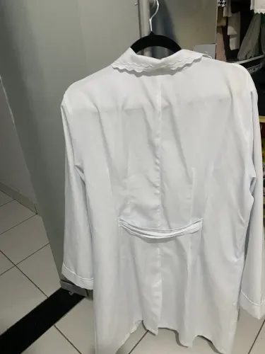 Jaleco feminino