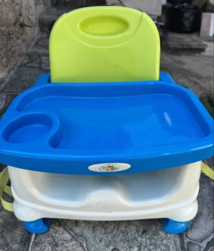 CADEIRINHA ALIMENTAÇÃO PORTÁTIL