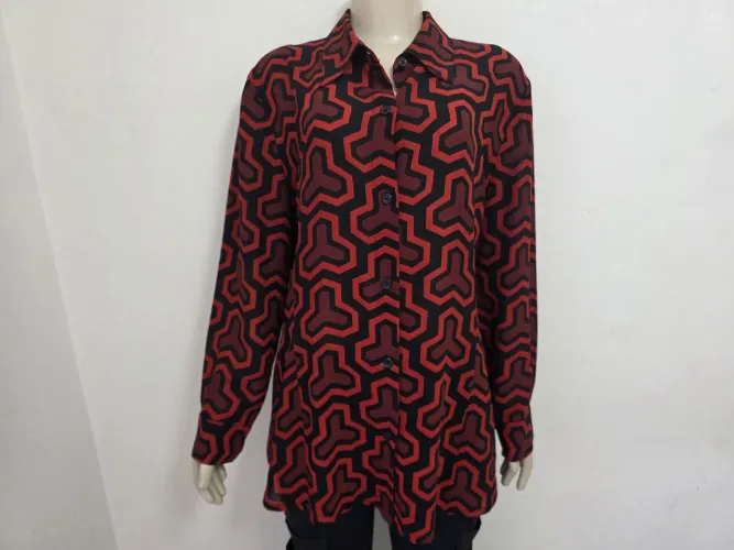 Camisa geométrica