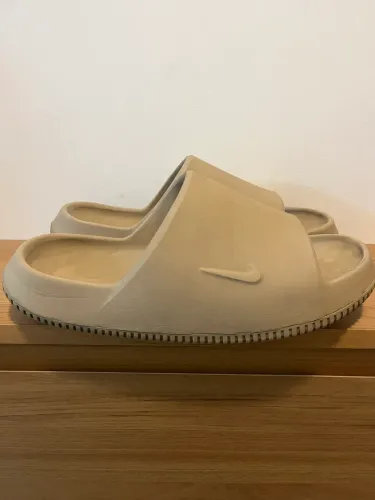 Nike Slide Calm 2.0