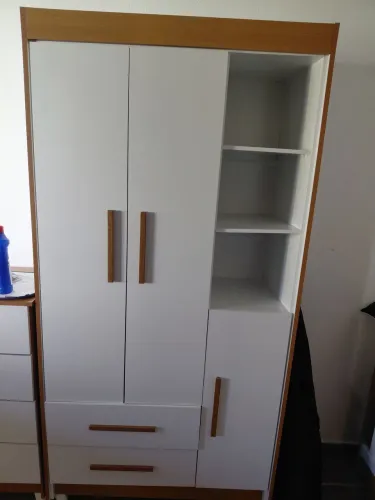 Guarda roupa infantil 