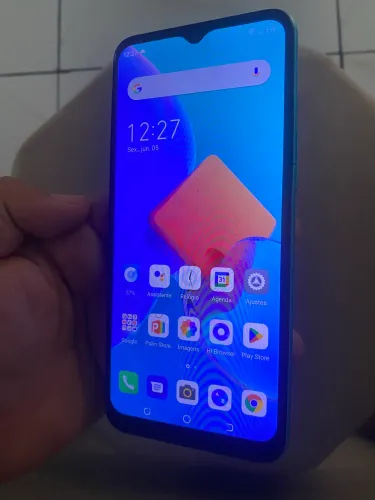 Tecno spark 8c