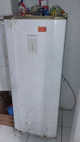 Geladeira usada