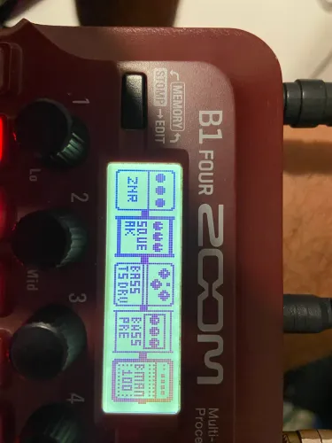 Vendo pedaleira zoom b1four