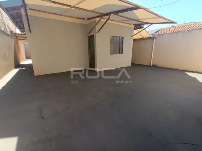 Casa com 2 quartos para Alugar no Jardim Dr. Paulo Gomes Romeu em Ribeirão Preto.