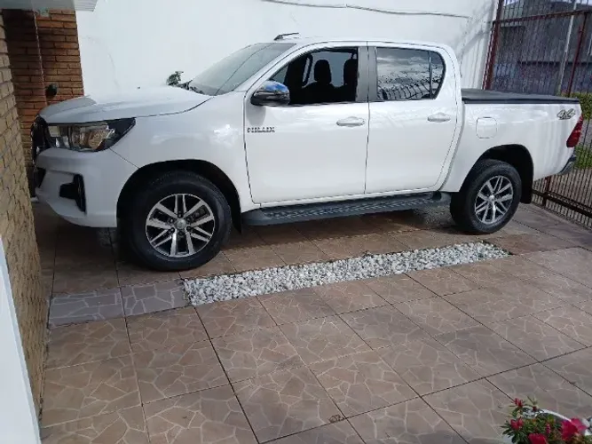 Toyota Hilux CD 4X4 2.8 Diesel Mec. 2020