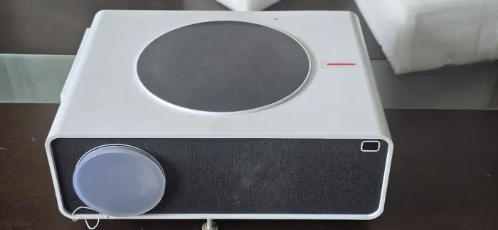 Projetor Pima Qs-pro 7200 Lumens Wifi Android Bluetooth Branco 127/220v